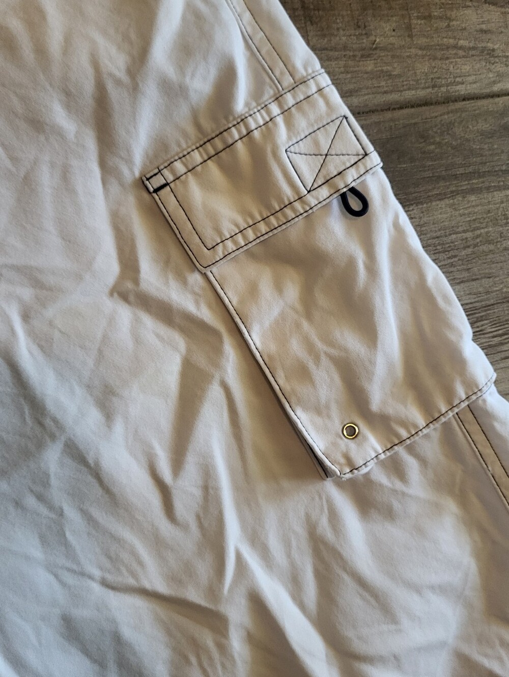 Ralph Lauren White Vintage Capris with Black Stitch Detailing Size 12 - Picture 4 of 12